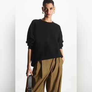 Cos Asymmetrical High-Low Oversized Knit Wool Sweater - Black, Size S